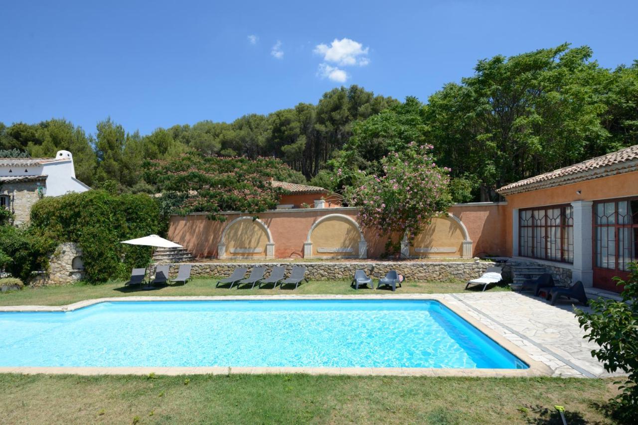فندق Le Pool House - Private Jacuzzi - Mas Des Sous Bois Ventabren المظهر الخارجي الصورة