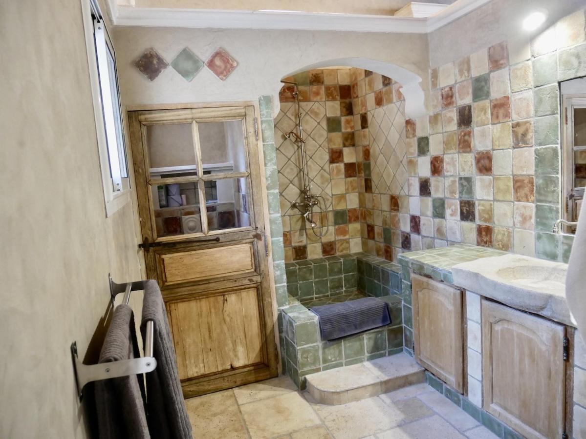 فندق Le Pool House - Private Jacuzzi - Mas Des Sous Bois Ventabren المظهر الخارجي الصورة