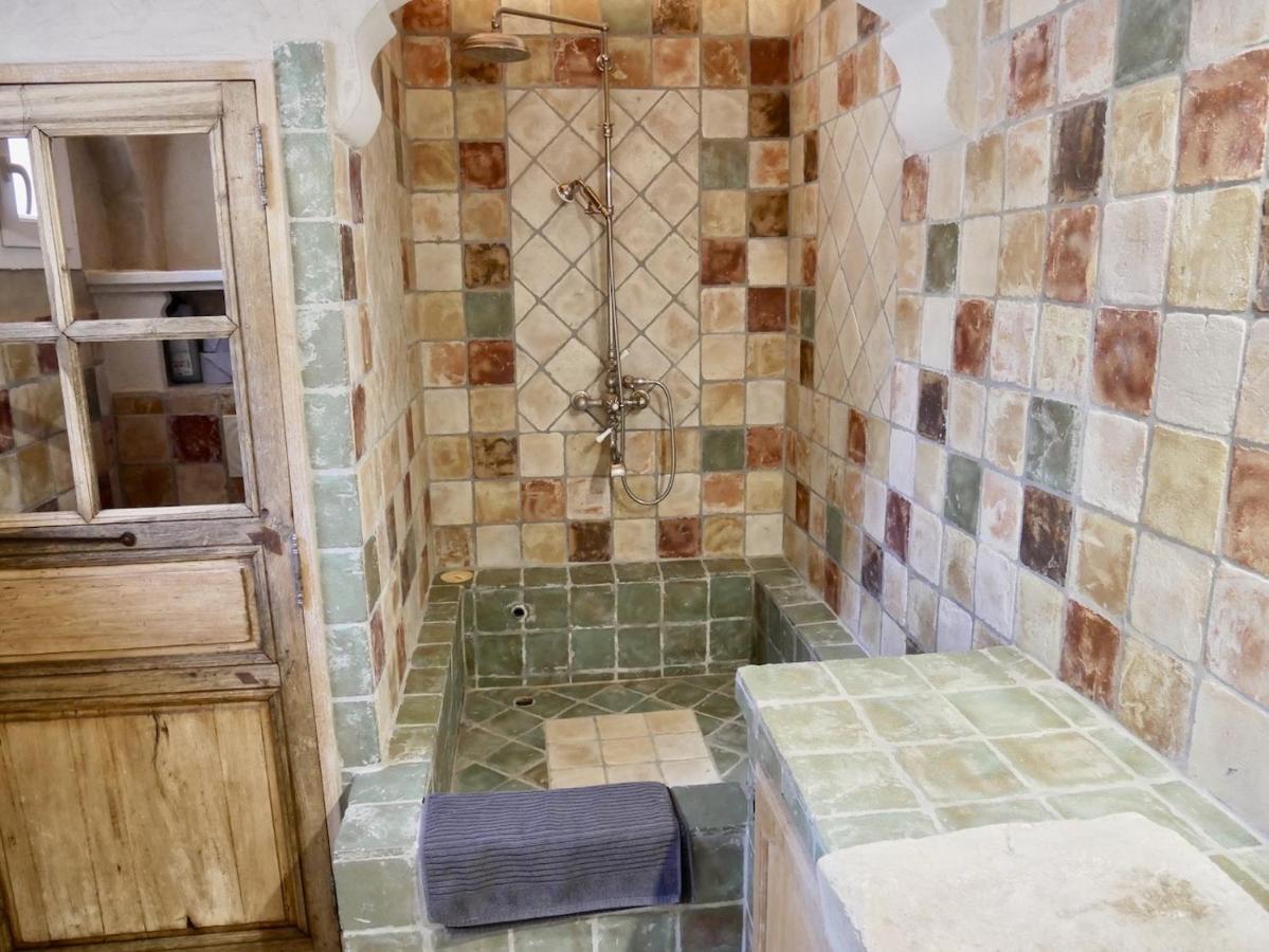 فندق Le Pool House - Private Jacuzzi - Mas Des Sous Bois Ventabren المظهر الخارجي الصورة