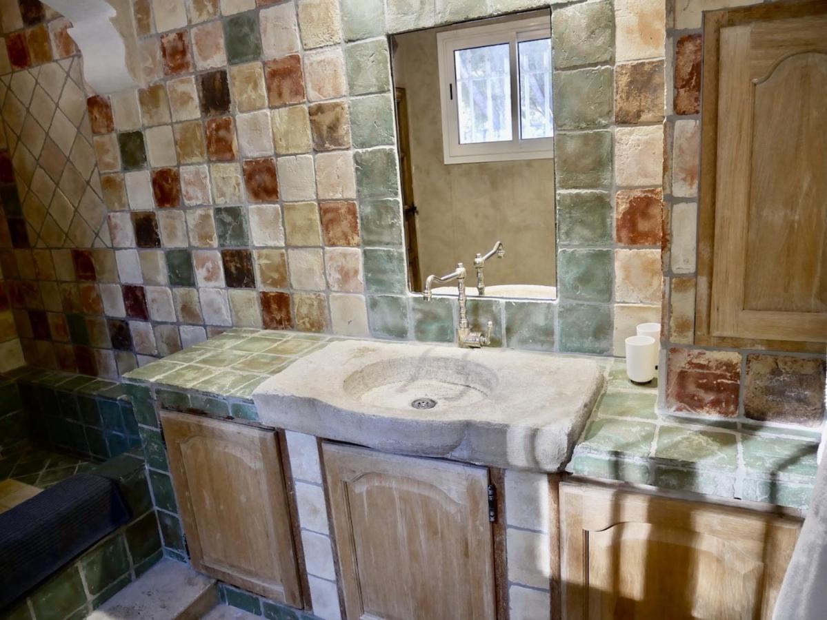 فندق Le Pool House - Private Jacuzzi - Mas Des Sous Bois Ventabren المظهر الخارجي الصورة